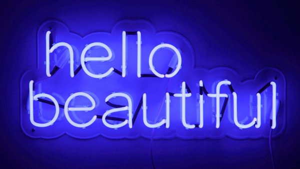 неоновая вывеска