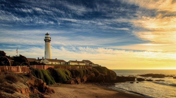 pigeon point lighthouse in california
