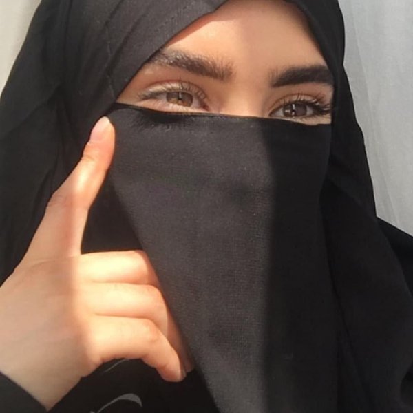 никаб муслима