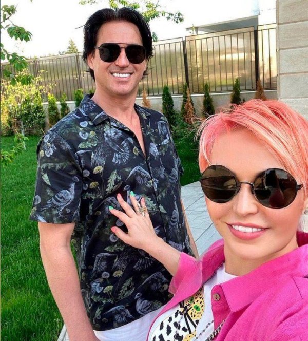 муж кати лель