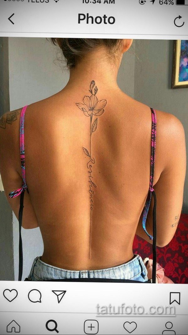 женская татуировка на спине