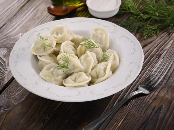 сервировка пельменей