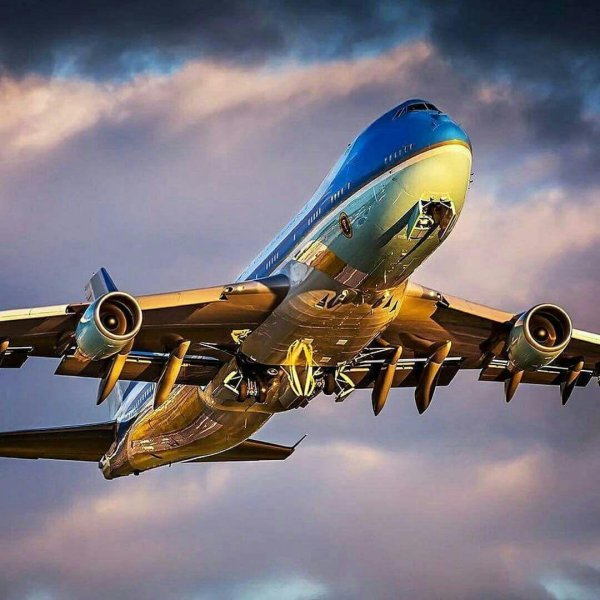 самолёт боинг 747