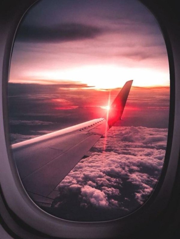 иллюминатор самолёта