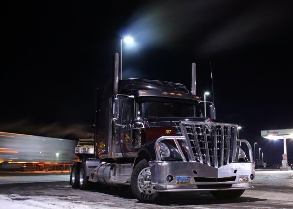 интернационал лонестар