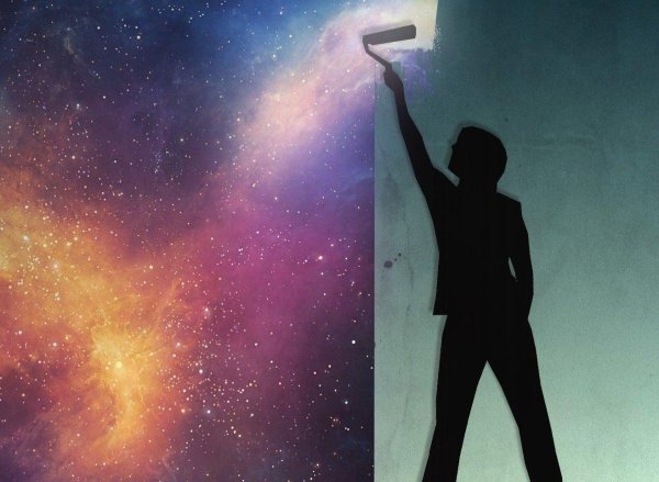 человек на фоне космоса