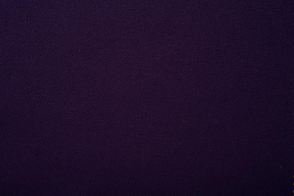 фиолетовая ткань