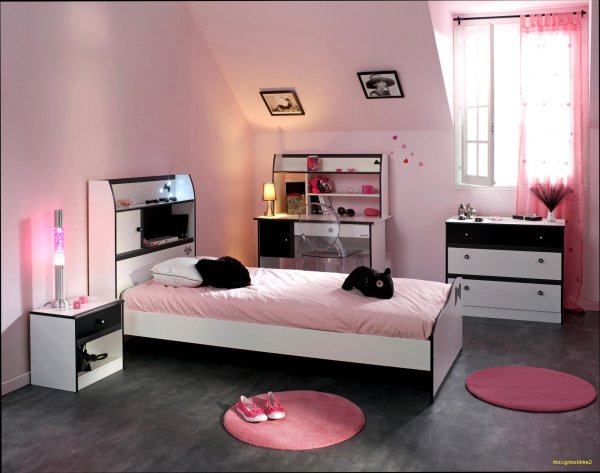 интерьер спальной