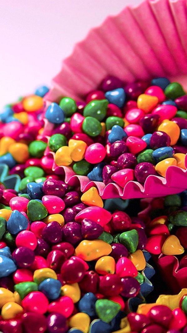 яркие сладости