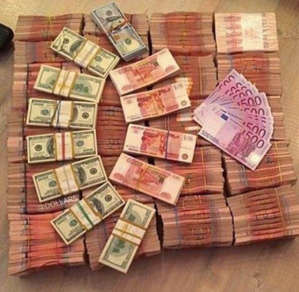 рубли много