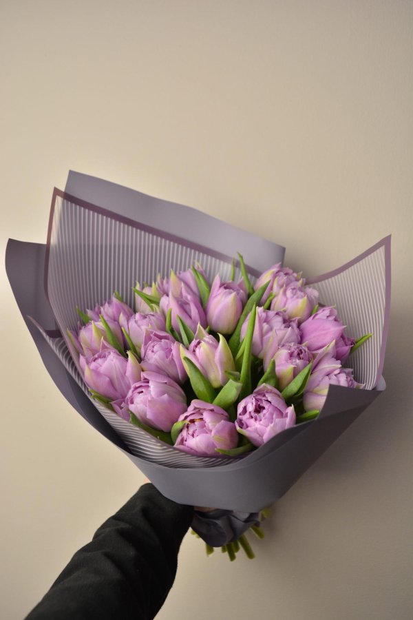 тюльпан пионовидный сиреневый