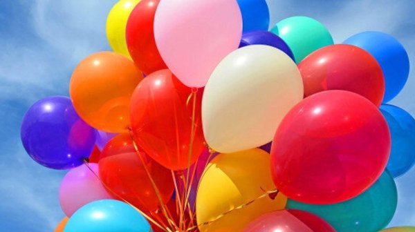 много воздушных шаров