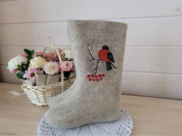 валенки с вышивкой