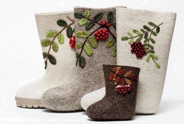 вышивка на валенках