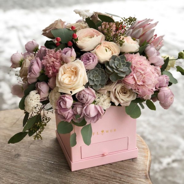 стильные букеты цветов