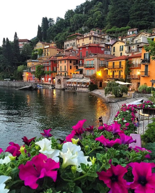 varenna lake como italy