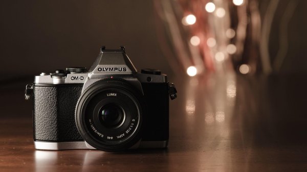 olympus omd em10