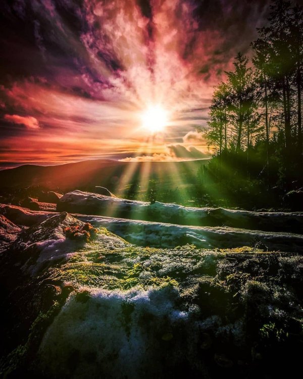 Разные необычные рассвет