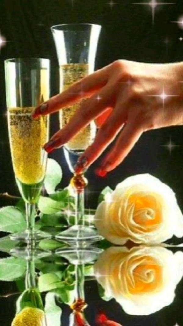 фужер с шампанским
