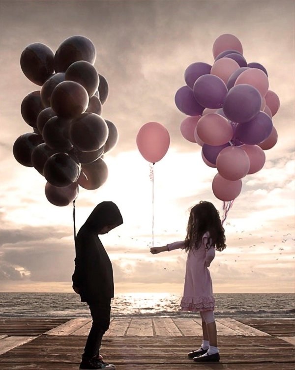 девочка с шарами