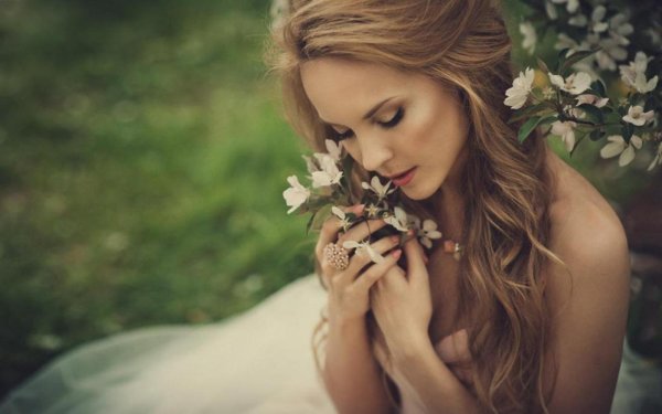 нежная женщина