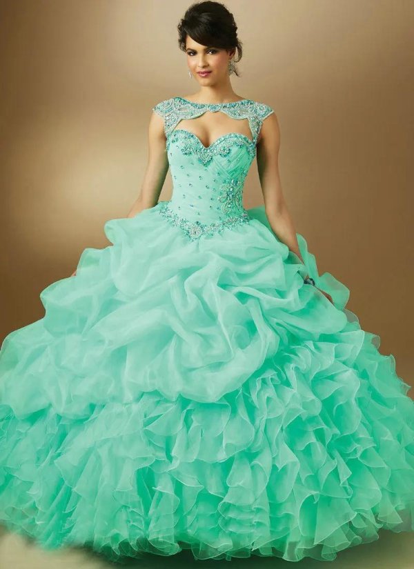 бальные платья quinceanera