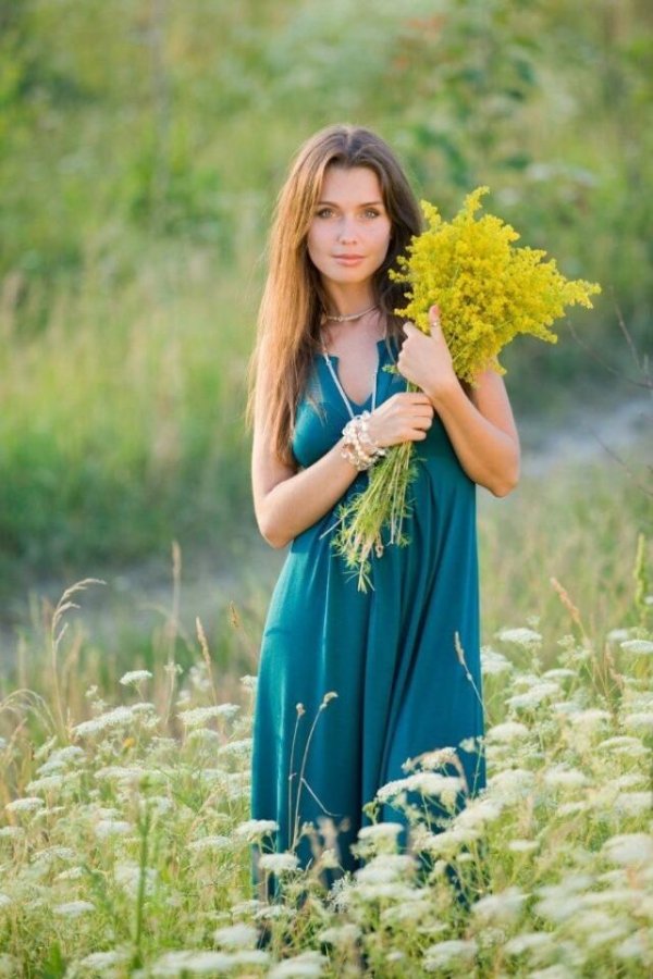 русские девушки на природе