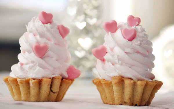 пирожное со взбитыми сливками