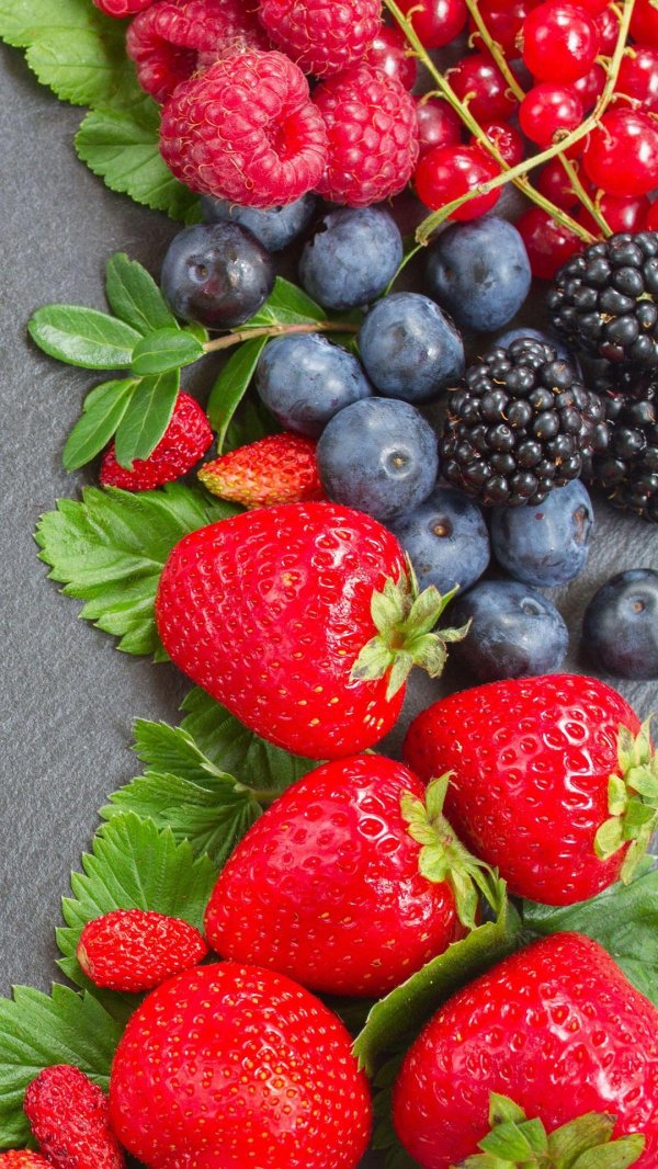 фон с ягодами