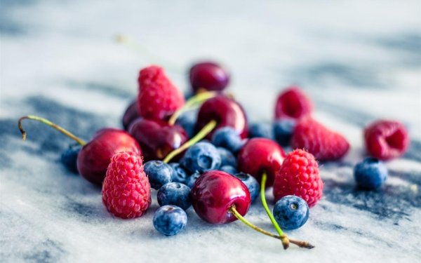 фон с ягодами