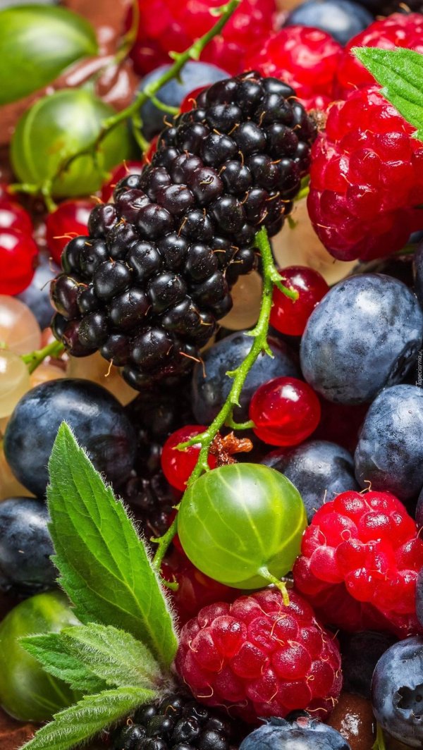 ягоды ассорти