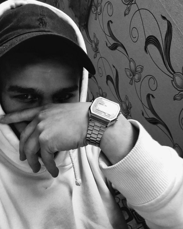 пацан красивый