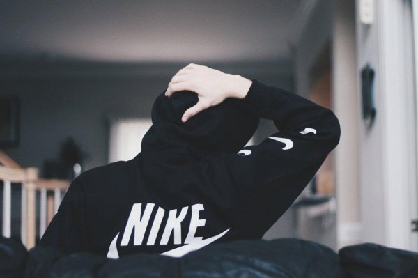 nike hoodie