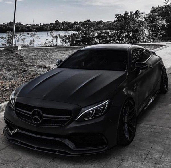 мерседес бенц c63s amg