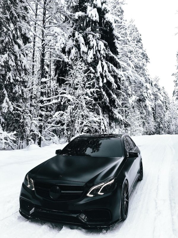 черный мерседес