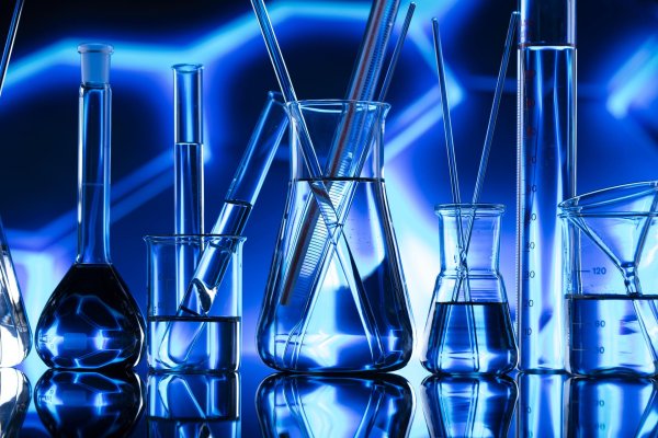 пробирки в лаборатории