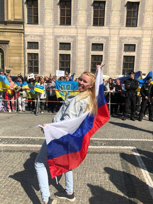 юлия прохорова блоггер