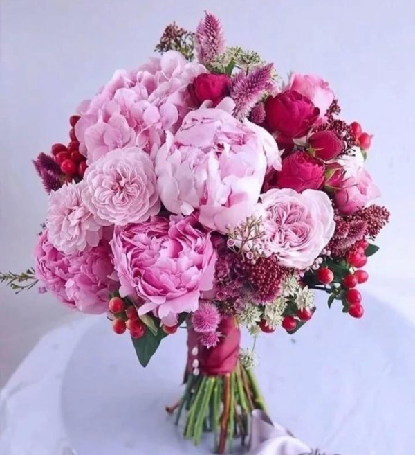 букетище пионов