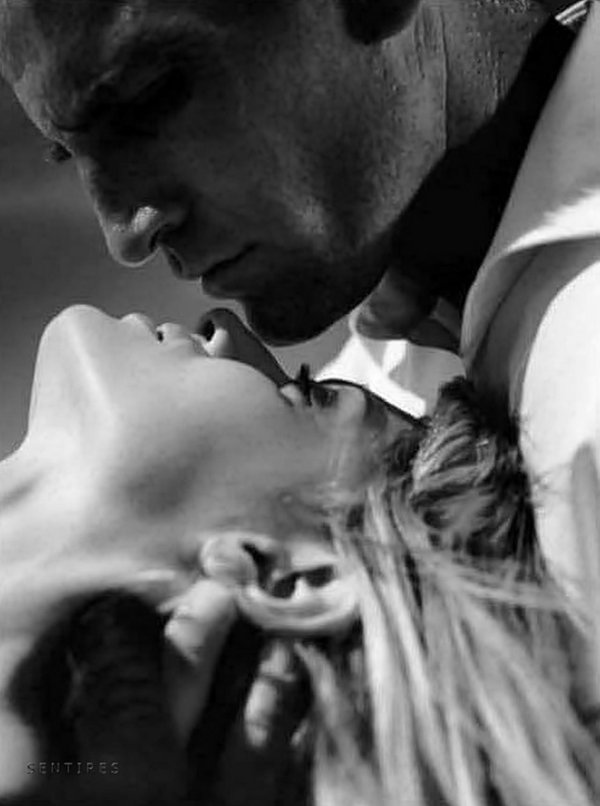 нежные поцелуи