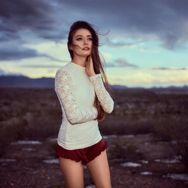 модели брюнетки