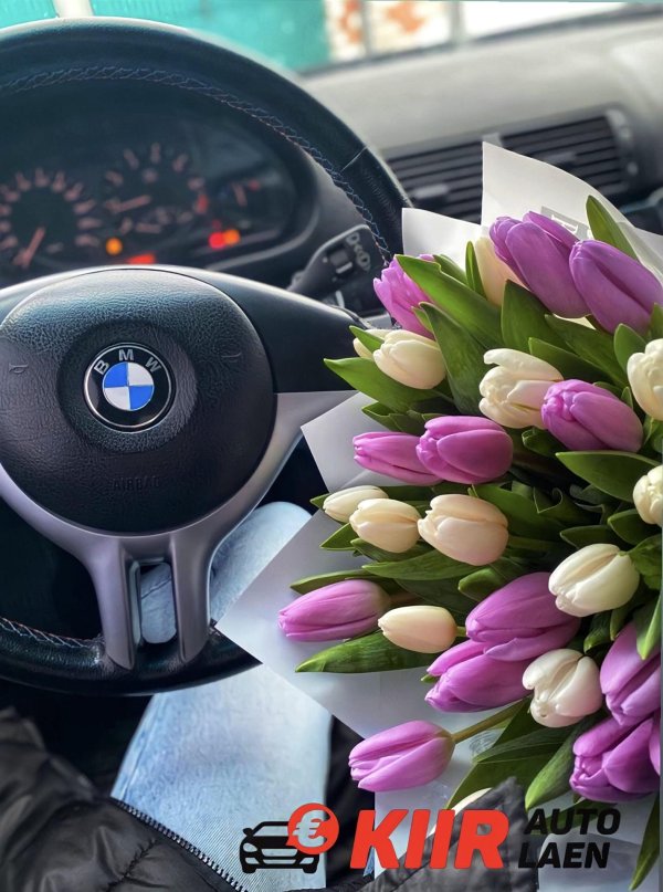 бмв с цветами