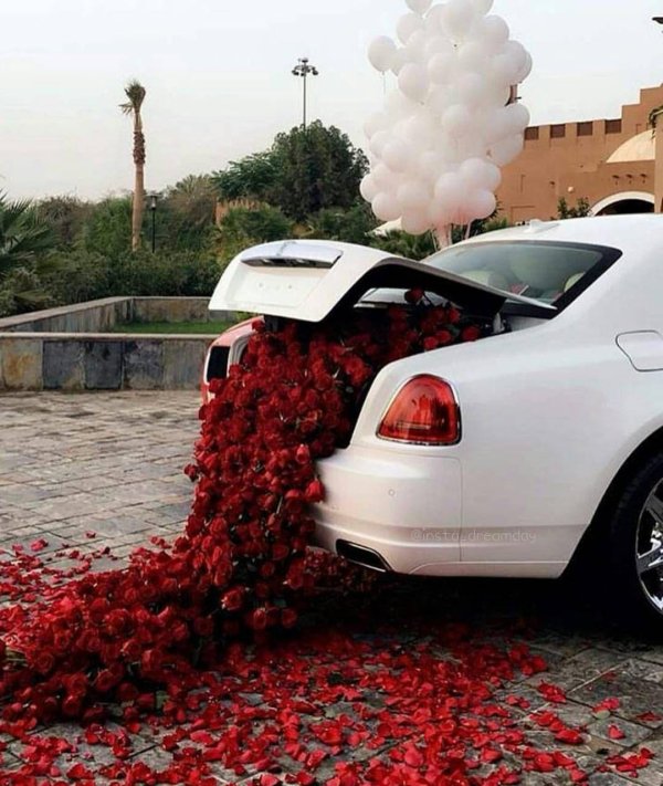 роскошные автомобили