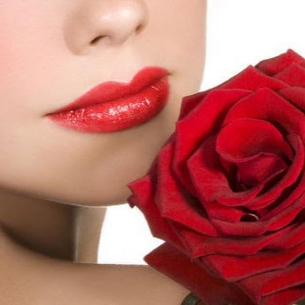 розы женщине