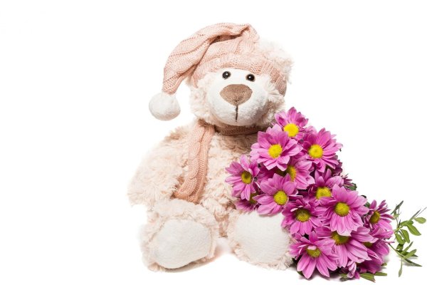 медвежонок с цветами