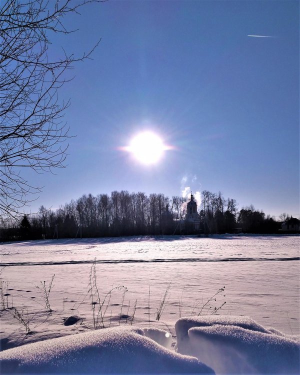 зимний солнечный день