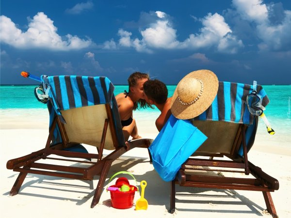 лежак пляжный