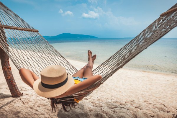 летний пляж