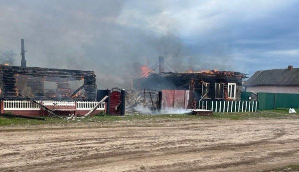 сгоревший дом