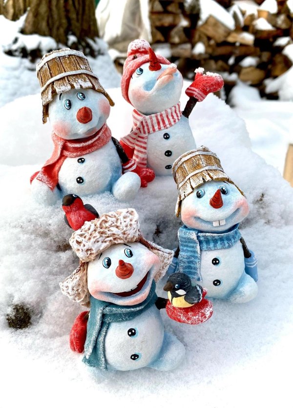 снеговики поделка