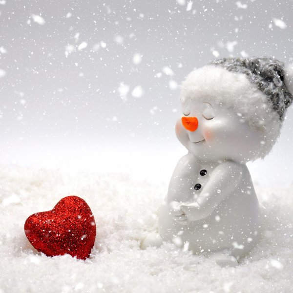 милые снеговики